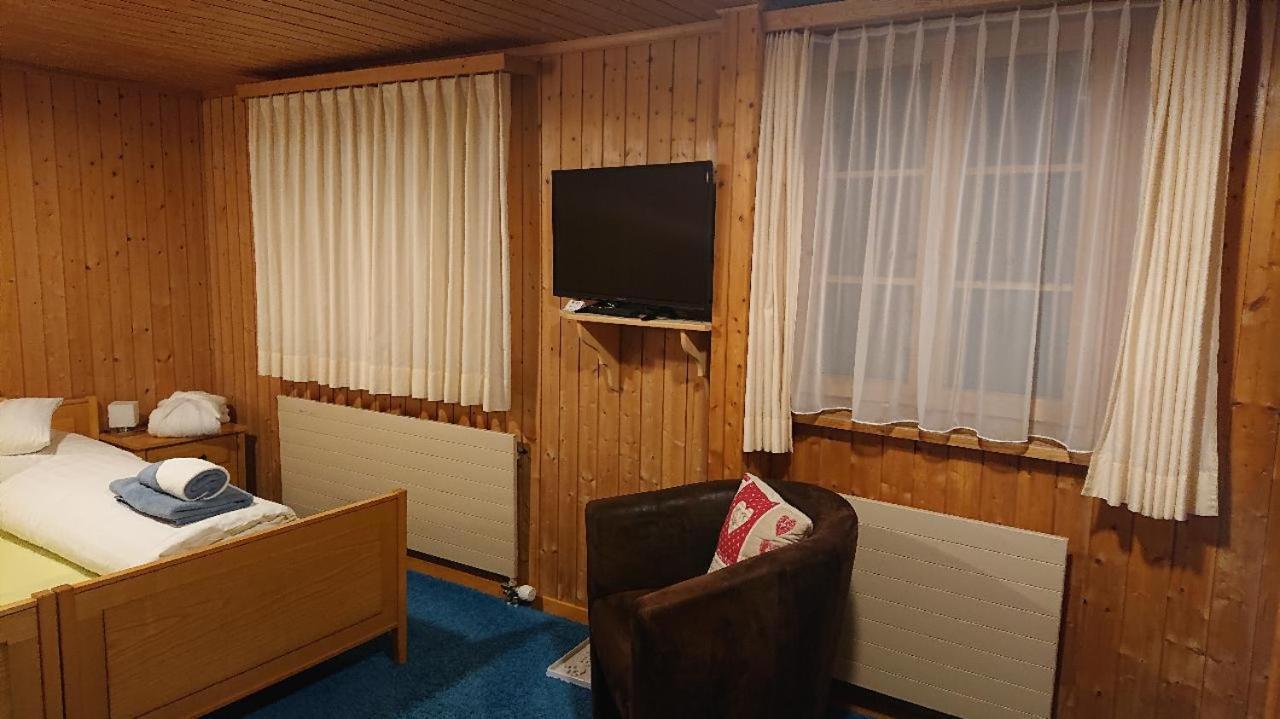 Gasthof Surselva Breíl エクステリア 写真
